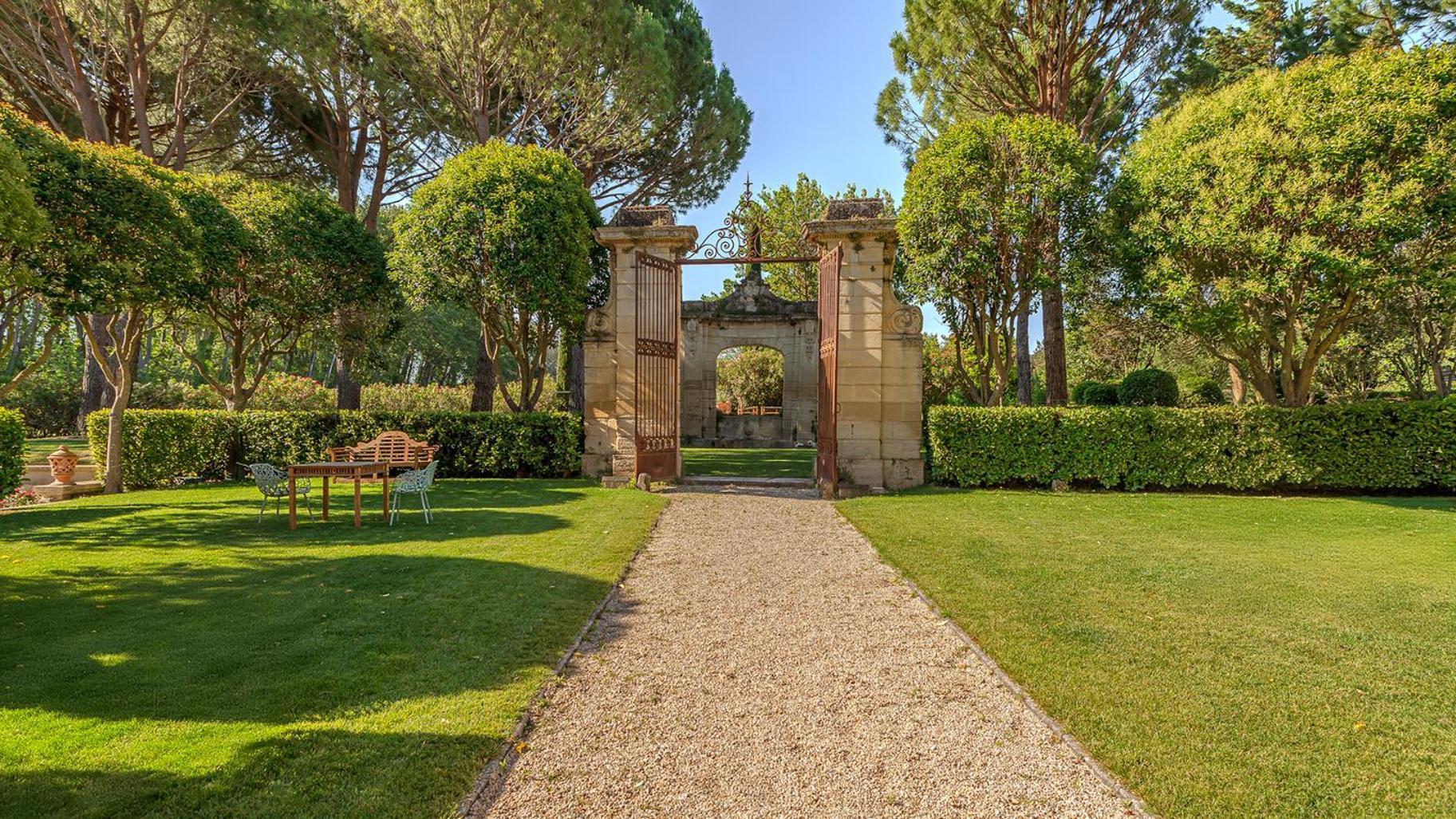 Chateau Talaud Loriol-du-Comtat Dış mekan fotoğraf
